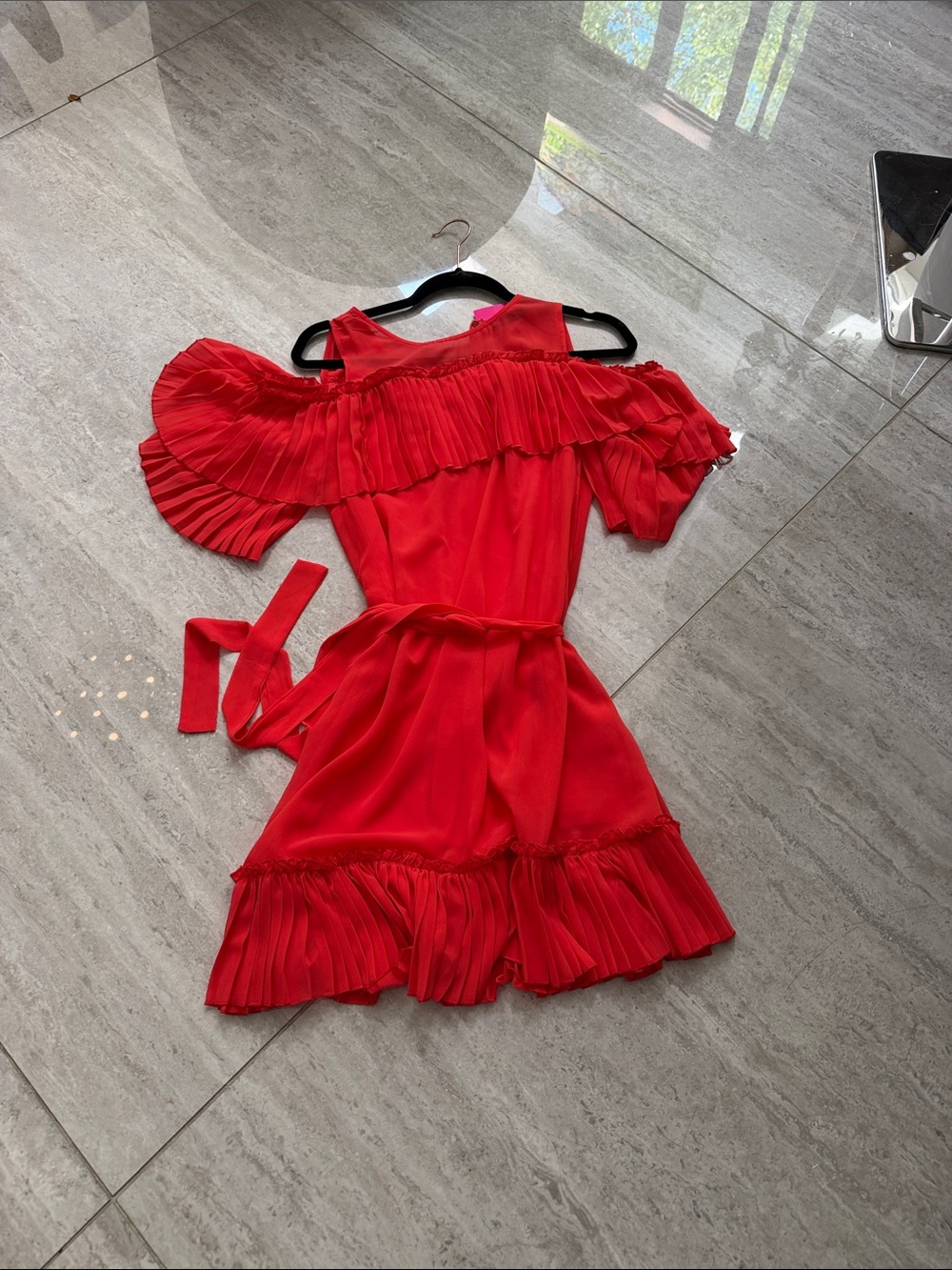 NWT starletre Red Ruffled cold Shoulder Mini Dress